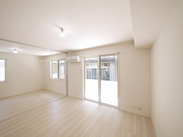 ハイドランジア加茂の浴室|落ち着いた空間のお風呂です