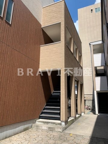 フジパレス谷町A棟　BRAVI不動産のエントランス|【フジパレス谷町A棟】エントランスです