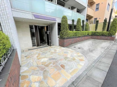 【エントランス】 | アルバーロハラジュク