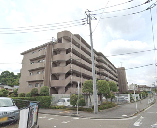 【外観】 | 南西角部屋、足音等階下の心配のない1階住戸につき子育て世代にお勧めです。
外水栓付の専用庭にて家庭菜園などが楽しめます。