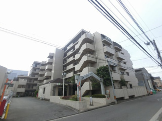 【外観】 | 横浜市営地下鉄グリーンライン「東山田」駅徒歩10分
東急東横線「綱島」駅バス10分・「日吉」駅バス17分「倉田屋前」停歩3分。