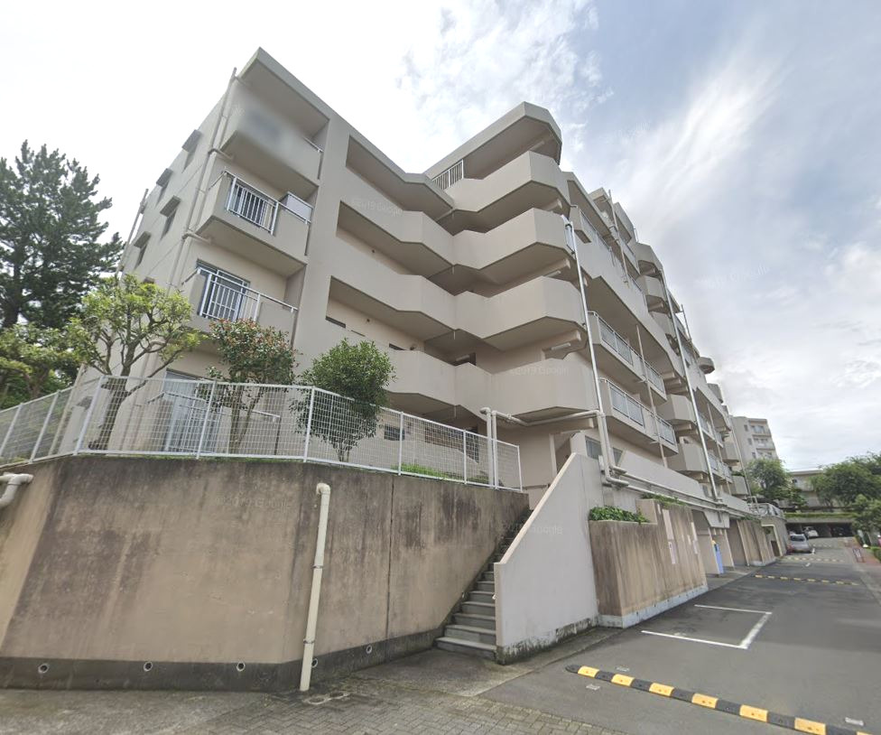 ロイヤルヒルズ上大岡2号棟の過去掲載物件 株式会社日本セルバン 横浜 川崎の不動産情報