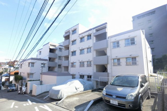 【外観】 | 5階最上階・角部屋につき陽当り・通風・眺望良好です。
ライフスタイルに合わせて2LDK→3LDKとしてもお使いできます♪