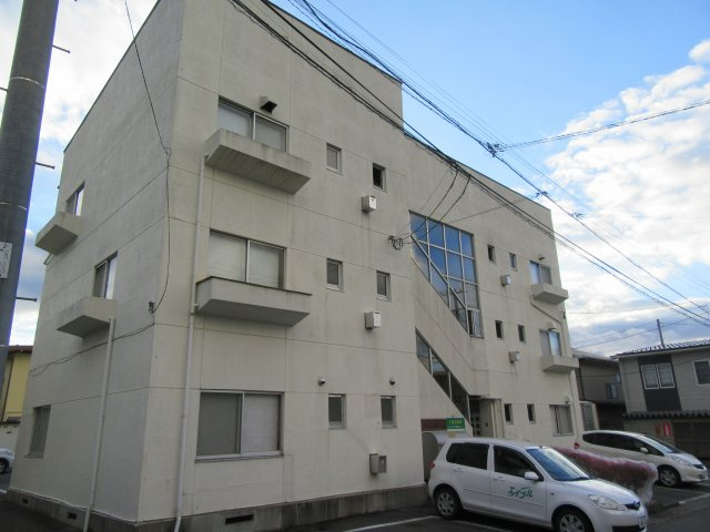 あこやコーポラスBの外観