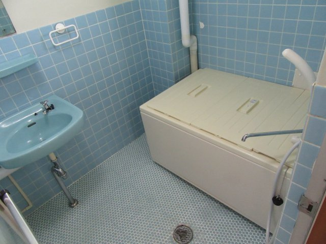 あこやコーポラスBの浴室