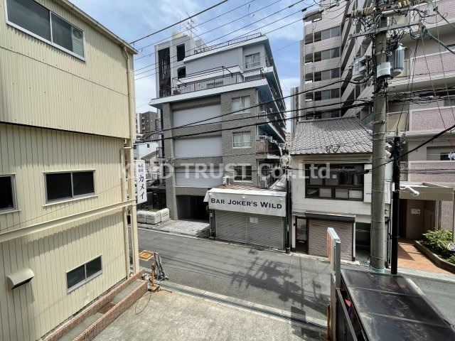 アバンダンス天神橋の庭|たまにはお庭で休日を過ごしてみるのもよいかもしれません