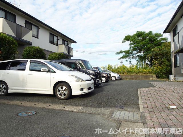 たんぽぽハウス　A棟の駐車場