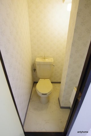 長井ハイツ淡路　仲介手数料無料のトイレ