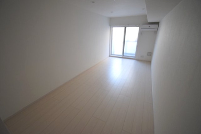 【洋室】 | ハビテ兵庫駅南 | コンパクトで使いやすい洋室です