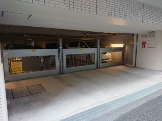 ミッドレジデンス文京の駐車場