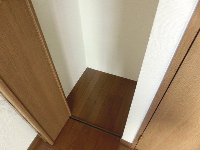 リーガル西長堀の収納