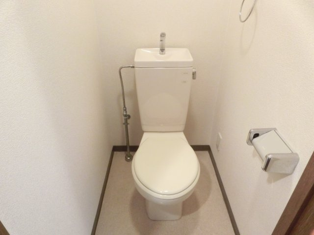 リーガル西長堀のトイレ