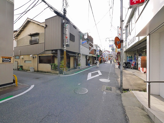 南郡山貸ビルの周辺