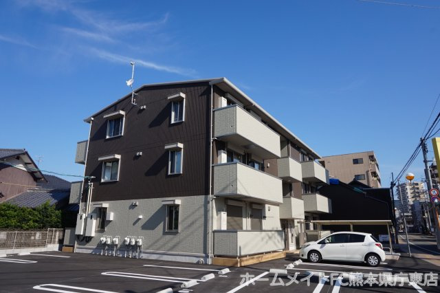 熊本市中央区黒髪１丁目のアパート