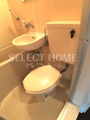 【トイレ】 | グリーンハイツ六名 | 清潔感のあるトイレです