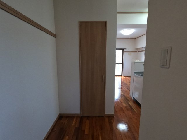 マチタマンションの内装|広めのリビング