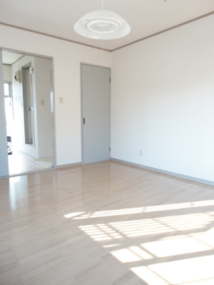 【洋室】 | アーバンシティN-Ⅰ | １０２号室出窓無