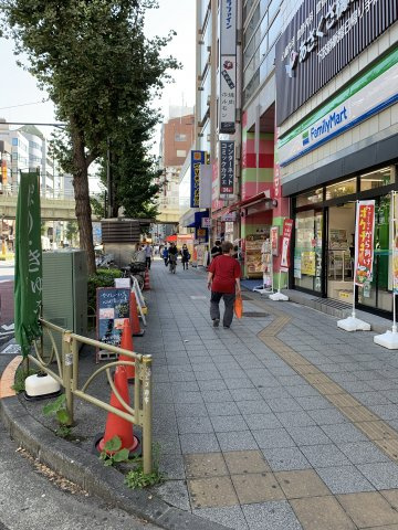 山上ビルの周辺