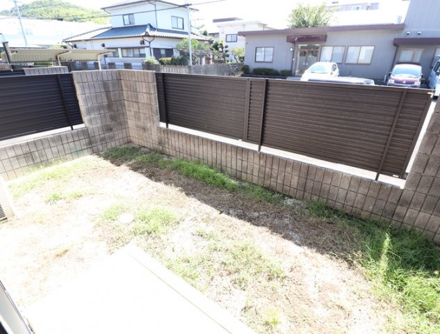 熊本市東区石原１丁目のアパートのバルコニー