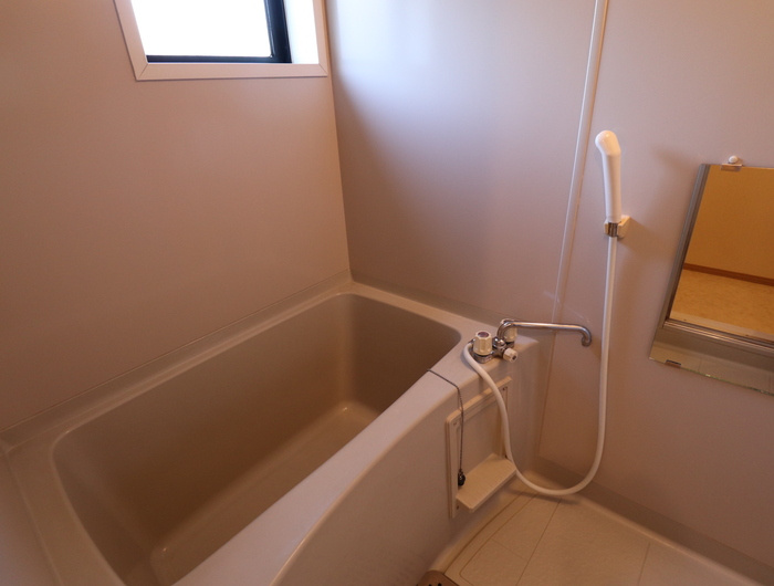 熊本市東区石原１丁目のアパートの浴室