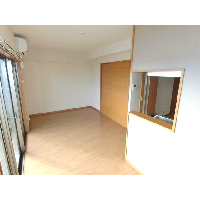 プリマローザの居間・リビング