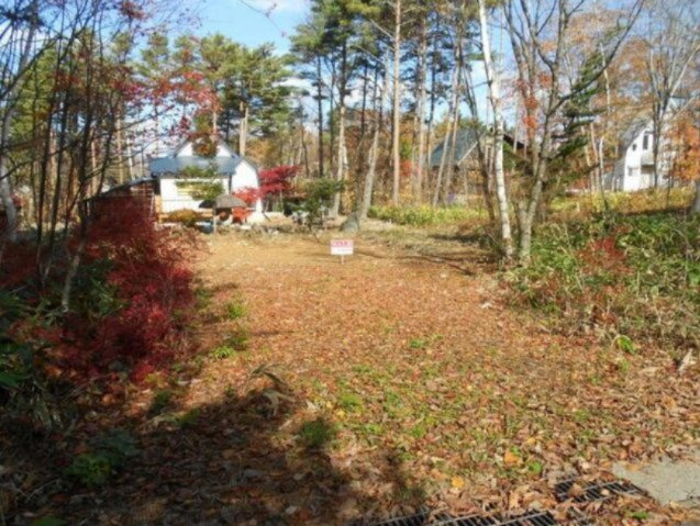 八幡平市松尾寄木第１・売地Ａの外観|南側に道路があるため十分な日当たりが確保できます。