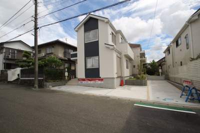 【前面道路含む現地写真】 | 海老名市国分寺台1丁目　1号棟　新築戸建　全2棟【仲介手数料無料】 | 全面道路6.0ｍあるので駐車も楽々♪