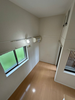 【展望】 | ロフトからの景観です！天井が高く開放感のある洋室7帖のお部屋です☆