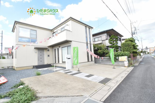 西区土屋　中古一戸建ての駐車場