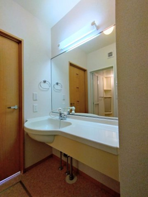 【洗面所】 | フォースクエア岡田