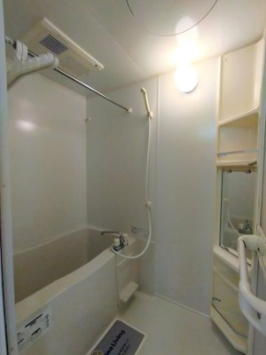 【浴室】 | フォースクエア岡田