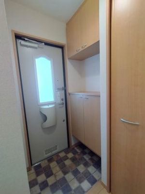 【玄関】 | フォースクエア岡田