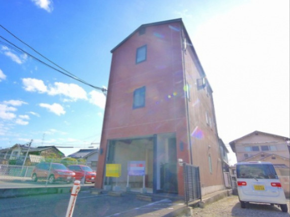 フォレストヒルズ一条アネックス店舗の外観