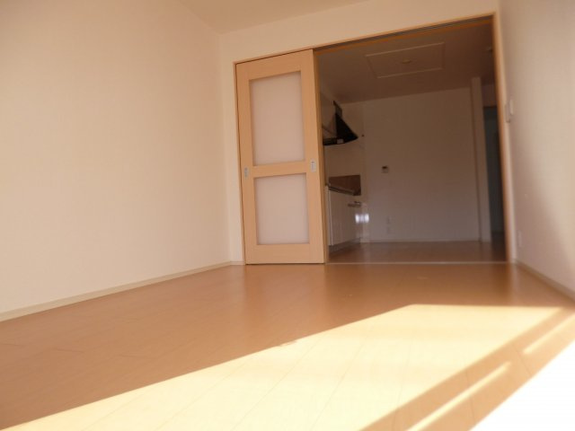 フォレストヴィラＢの子供部屋|南側洋室6帖