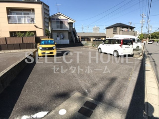 【駐車場】
