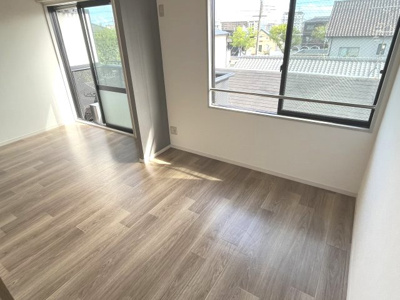 【洋室】 | ルミエールモトヤマ