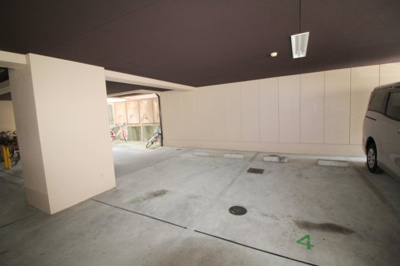 【駐車場】 | ホリーコート