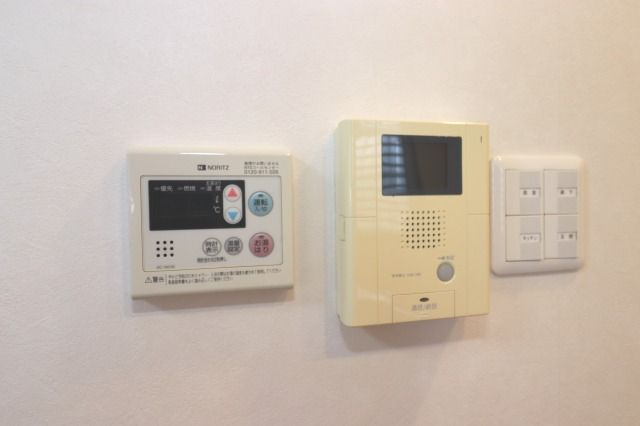 ロイヤルリバーのセキュリティ|ゆとりのあるエントランスです