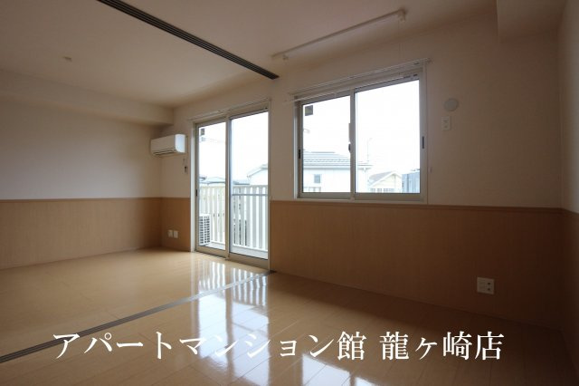 Elan(エラン)の内装