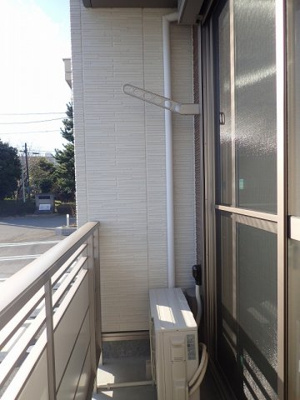 【バルコニー】 | チェスナッツメゾンⅢ【SHM】 | ※参考写真※バルコニーは南向きで陽当たり良好！お洗濯物を干したり、気分転換をするにも最適ですね☆