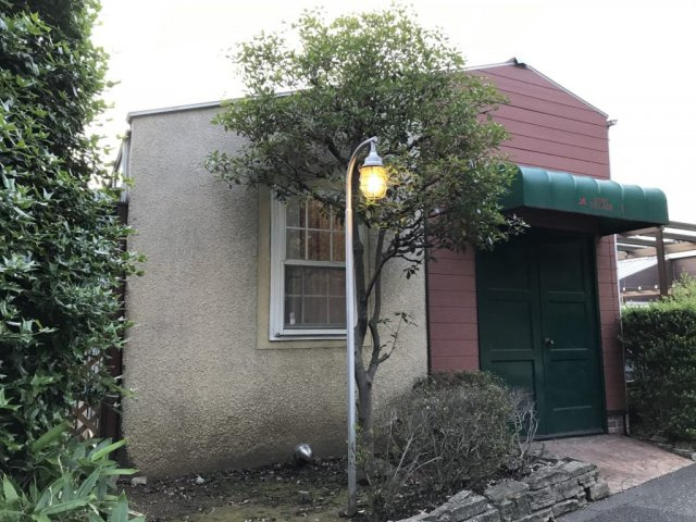 コートビレッジ桜ヶ丘PartIテラスの外観|おしゃれな一軒家でオリジナル店舗づくり【コートビレッジ桜ヶ丘PartⅠテラス】
