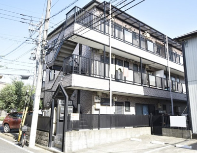 【外観】 | 松葉ハウス | 外はこのようになっています