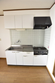 【キッチン】 | 松葉ハウス | お料理しやすいキッチンです