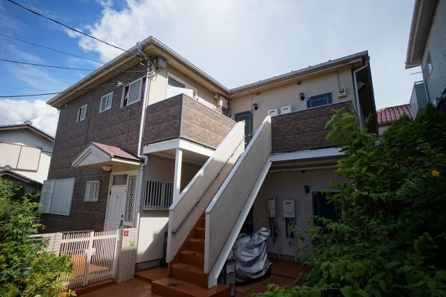 船橋市前原西８丁目のアパート