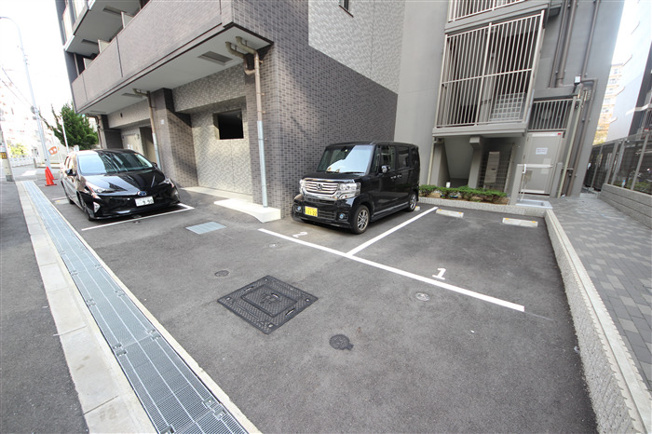 【駐車場】 | エスプレイス難波サウスゲート