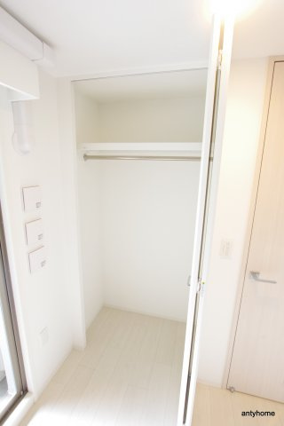 ディームス新大阪　仲介手数料無料の収納