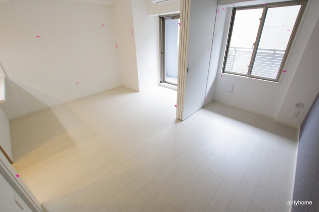 ディームス新大阪　仲介手数料無料の寝室