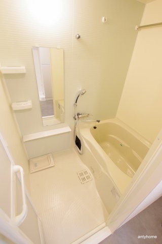 ディームス新大阪　仲介手数料無料の浴室