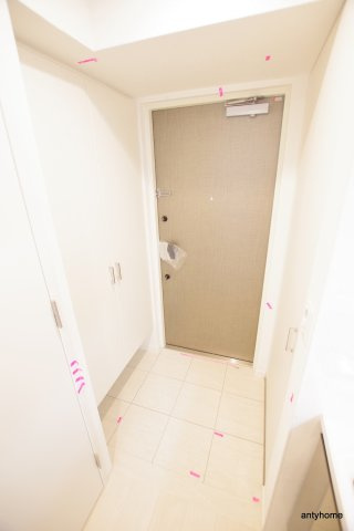 ディームス新大阪　仲介手数料無料の玄関