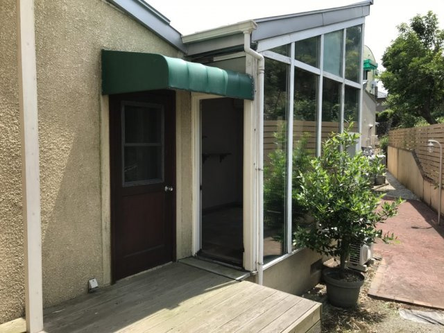 多摩市連光寺３丁目の住宅付店舗一部のキッチン|川崎街道交差点バス通り沿い【コートビレッジ桜ヶ丘PartⅠテラス】